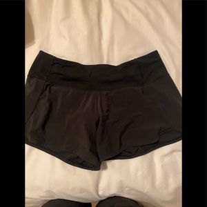 Lululemon Speed Up shorts 4”